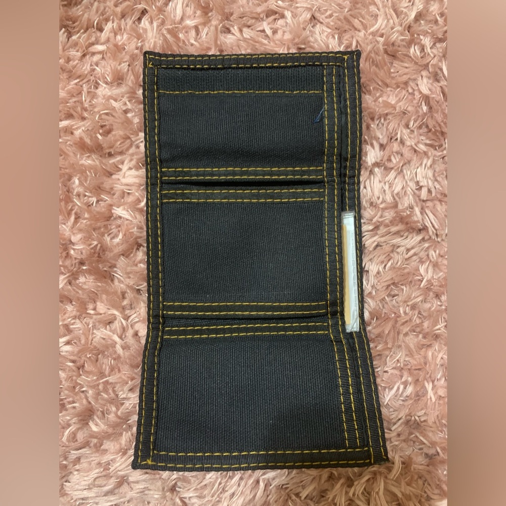 Levi Strauss & Co Tri-Fold Compact Wallet - Picture 4 of 6